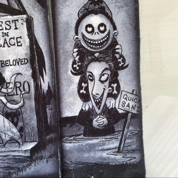 Nightmare Before Christmas x Haunted Mansion Socks - Picture 9 of 15